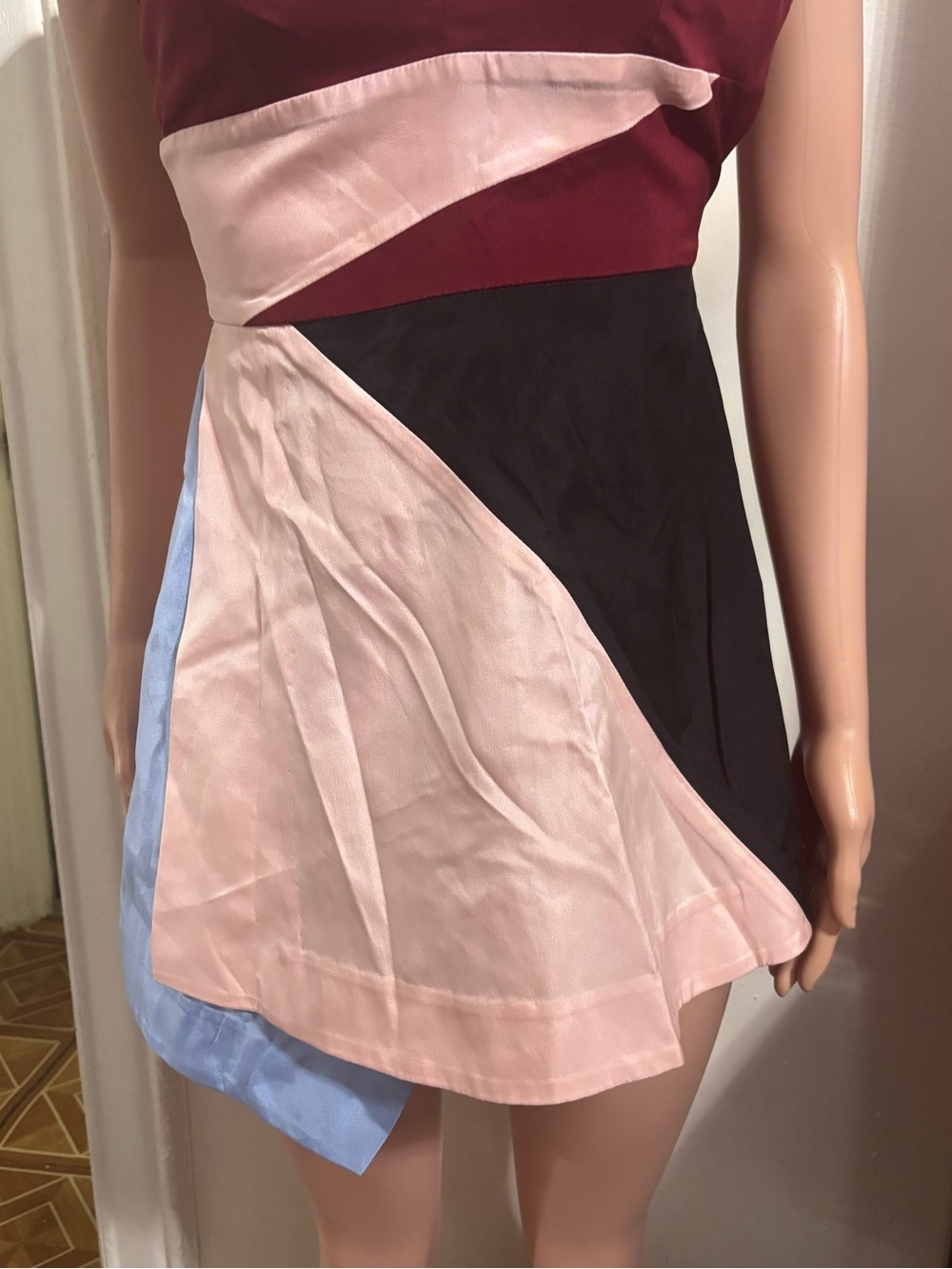 ASILIO Women’s Colorblock A-Line Mini Dress - Picture 5 of 16